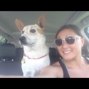 Meet your Posher, Emily